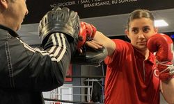 Eskişehirli genç boksör Rabia Yüceer gözünü Olimpiyat şampiyonluğuna dikti!