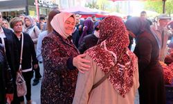 AK Parti Milletvekili Adayı Ayşen Gürcan halkın taleplerini ve ihtiyaçlarını dinledi