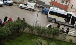 Okul servisinin çarptığı küçük kız hayatını kaybetti