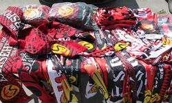 Eskişehirspor taraftarlarından atkı satışlarına yoğun ilgi!