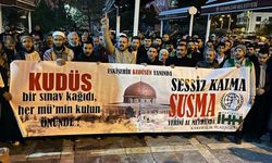 Eskişehir'de gece vakti eylem; "Bu felakete son verilmeli"