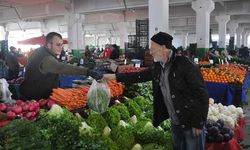 Eskişehir'deki pazarcılar dertli; "Para kazanamıyoruz"