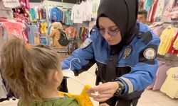Polis memurları 19 çocuğa bayramlık kıyafet hediye etti!