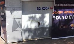 Eskişehir'de AK Parti seçim ofisine saldırı; Sert tepki geldi!