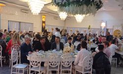 Eskişehirli kuaförler bu iftar programında bir araya geldiler