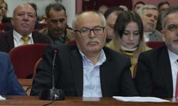 Yüksel Yoldaş: "Odunpazarı Belediyesi havuzu bile Çankırılı firmaya temizletiyor, hani yerel esnafa destek?"