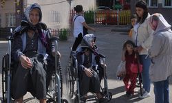 Eskişehir'de yaşayan 92 yaşındaki Zehra Teyze tekerlekli sandalye ile oyunu kullandı!