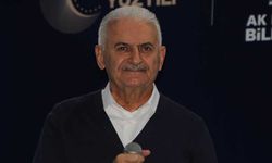 Binali Yıldırım: "Dünyada sözü dinlenen Recep Tayyip Erdoğan'ı çekemiyorlar"