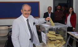 Yılmaz Büyükerşen: "14 Mayıs'ta sandıklarda görüşürüz"