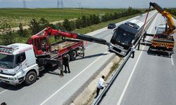 25 yolcusu olan otobüs Eskişehir yolunda kaza yaptı!
