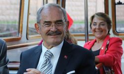 Yılmaz Büyükerşen: "540 tane köyden mahalleye dönen yerden sorumluyuz"