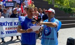 Türkiye Kamu-Sen Eskişehir Şubesi: "Biliyoruz ki devletimiz memurlarını mağdur etmez"