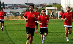 Eskişehirspor rakiplerine bileniyor; Antremanlar başladı!