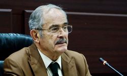 Yılmaz Büyükerşen: "Ben 25 yaşındayım ama nüfus kağıdımda 86 yazıyor"