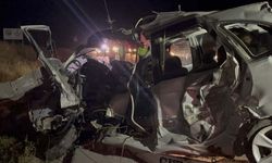 Eskişehir'de ölümlü trafik kazası; Otobüse çarpıp şarampole yuvarlandı!