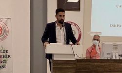 9. Bölge Eskişehir Eczacı Odası'nda başkan değişti; Mevcut başkan mağlup oldu!