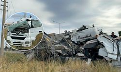 Beton direğine çarpan tır kullanılamaz hale geldi!