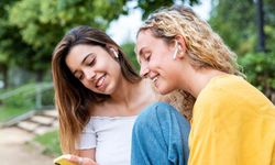 Kablosuz kulaklık kullananlar bu habere dikkat; Eskişehirli uzman uyardı!