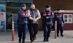 Madde bağımlısı adam uykudaki babasına dehşeti yaşattı!