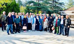 Eskişehir’de örnek buluşma; 45 yıl geçse de birbirlerinden kopmadılar!