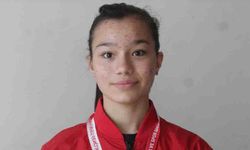 Eskişehirli Milli sporcu Selin Zeynep Yalçınkaya'ya anlamlı hediye!