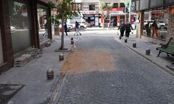 Eskişehir'de Odunpazarı Belediyesi'ne bozuk yol eleştirisi!