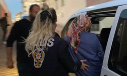 2 çocuk annesi kadın kocasını bıçaklayarak öldürdü!