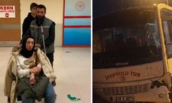 İşçileri taşıyan iki servis minibüsü çarpıştı; Yaralılar var!