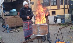 Ekmek parası kazanabilmek için Eskişehir ayazına direniyorlar!