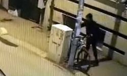 Eskişehir'de bisiklet hırsızları iş başında; Bisiklet sahipleri daha dikkatli olmalı!