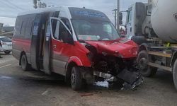 Eskişehir'de içi yolcu dolu minibüs kaza yaptı; Büyük panik yaşandı!