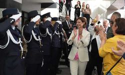 Eskişehir'in ilk kadın Büyükşehir Belediyesi Başkanı Ayşe Ünlüce resmen göreve başladı!