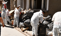 Eskişehir'de bir çöp ev daha temizlendi!