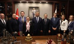 CHP Lideri Özgür Özel, Eskişehir'de Merkezi Belediyeleri Ziyaret Etti!