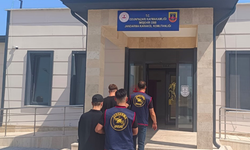Eskişehir'de Kendini Polis Olarak Tanıttı, 1 Milyon Lira Ziynet Eşya Çaldı!