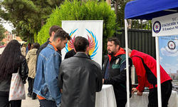 Eskişehir Emniyet Güçlerinden Anadolu Üniversitesi Öğrencilerine Güvenlik Eğitimi