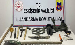 Eskişehir’de Kaçak Kazıya Jandarmadan Suçüstü