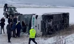 Otobüs Devrildi Çok Sayıda Yolcu Yaralandı!