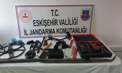 Eskişehir’de Jandarmalardan Kaçak Kazıya Suçüstü!