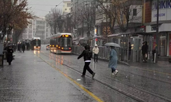 Meteorolojiden 31 Mayıs Uyarısı: Hafta Sonu Eskişehir Yağmura Teslim
