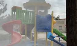 Eskişehir'de Parkta Çocukların Yaktığı Ateş Az Daha Faciaya Yol Açıyordu!