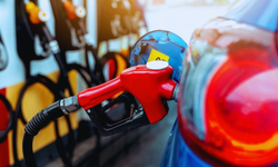 Akaryakıtta Büyük İndirim Benzin ve Motorin Düştü