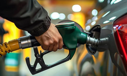 Benzin ve Motorine Kaşla Göz Arasında Dev Zam Geldi