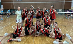 Eskişehir’den Büyük Başarı Kız Voleybol Takımı Yarı Finalde