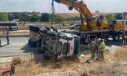 Eskişehir’de Devrilen Beton Mikseri Ortalığı Savaş Alanına Çevirdi