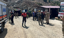 Maden Ocağında Göçük Meydana Geldi 1 İşçi Mahsur Kaldı