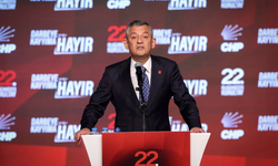 Özgür Özel Bir Kere Daha CHP Genel Başkanı Seçildi