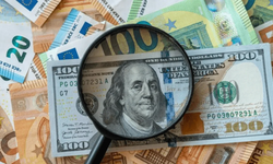 24 Kasım Döviz Fiyatları Gözünü Tarihi Zirvelere Dikti!
