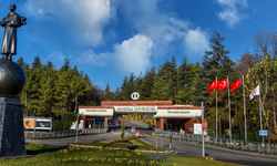 Anadolu Üniversitesi’nden Ücretsiz Kıyafet Desteği!