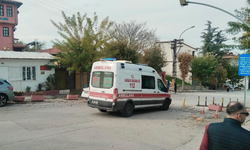 Eskişehir’de Vakaya Giden Ambulans Duba Engelini Aşamadı!